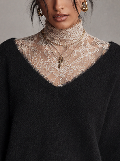 Robe Courte Élégante en Maille à Bordures de Dentelle – Noir