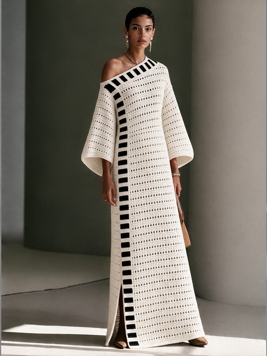 Robe Longue Bohème Ajourée Rayée en Maille à Épaules Dénudées – Ivoire