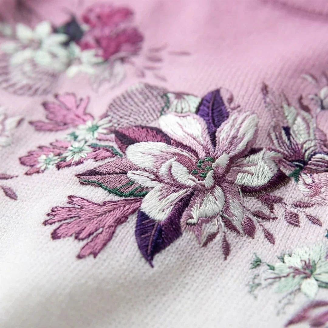 Andrée | Pull Fleuri au Col Roulé