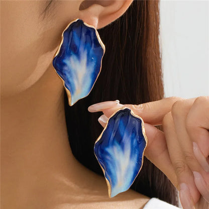 Boucles d'Oreilles Pétales Statement