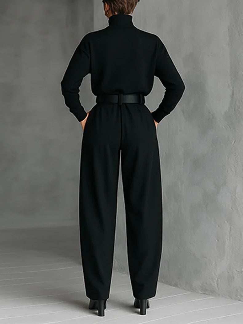 Ismène | Ensemble Tout Noir Col Roulé et Pantalon Droit