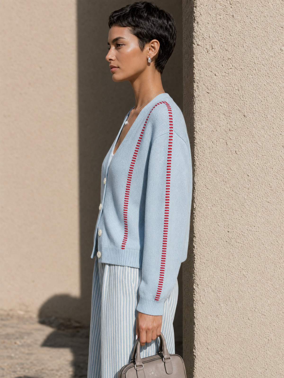 Cardigan Décontracté à Col V et Surjets Contrastés – Bleu