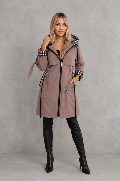 Mabelle | Veste Imperméable à Capuche et Liseré à Carreaux